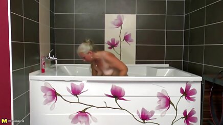 انجمن کولاژ زن و سکس در سینمای هند شوهر با داشتن سرگرم کننده